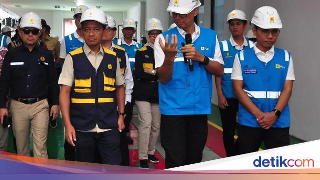 Lawatan ke Banjarmasin, Bahlil Pastikan Listrik PLN Aman Layani Idulfitri