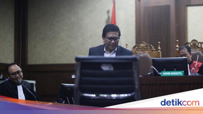 Kata Hasto soal Insiden Gebrak Meja dan Bentak Kader PDIP