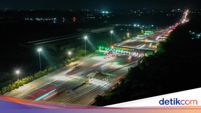 Ribuan Kendaraan Tinggalkan Jakarta, Ini Data Kenaikan Volume Lalin H-9