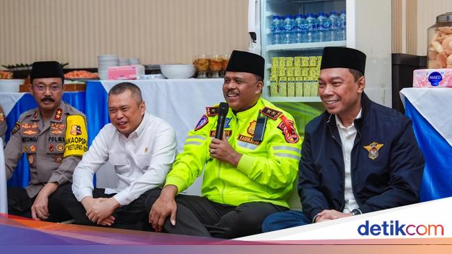 Gelar Doa Bersama, Kakorlantas Mohon Keselamatan Pemudik-Petugas Ops Ketupat 2025