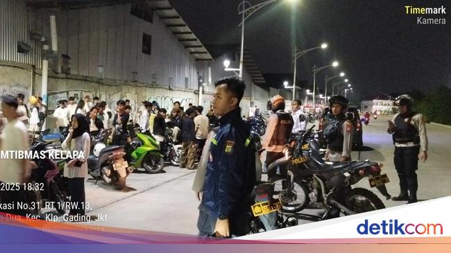 Ratusan Remaja Konvoi Bawa Bendera di Jakut, Kocar-kacir Saat Dibubarkan