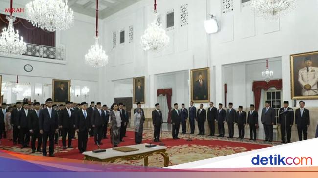 Prabowo Resmi Lantik 31 Dubes RI, Ada Junimart Girsang-Eks Hakim MK