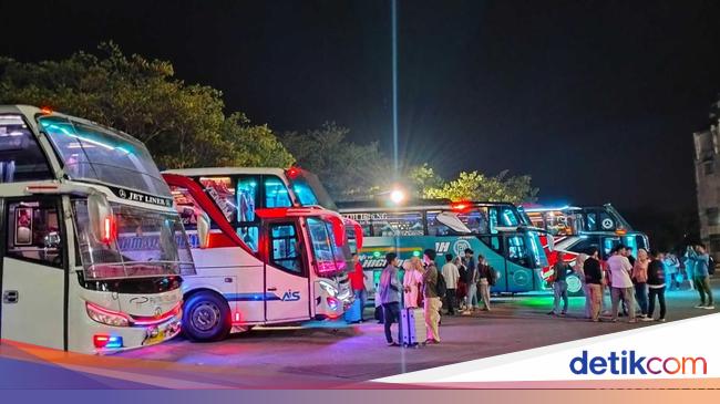 Bus Agus Ramdani Penumpang Bus dari Aceh ke Medan Mulai Meningkat Jelang Idul Fitri