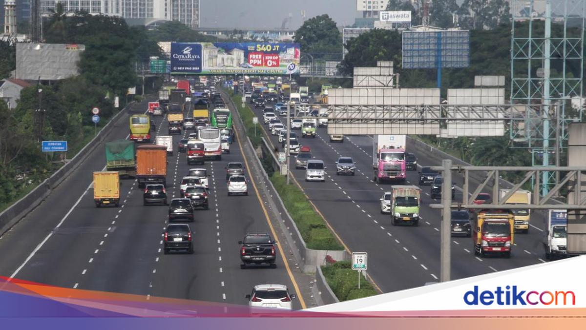 Heboh Motor Kejar Mobil Masuk Tol di Tangerang hingga Sopir Trauma