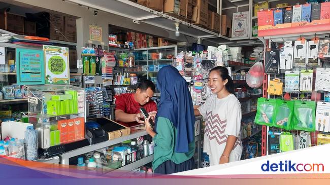 Kisah Teknisi Jadi Agen BRILink Pulau Panggang, Cekatan Pakai EDC