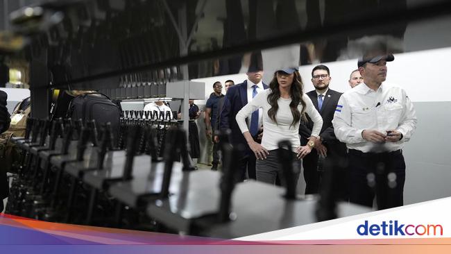 US Security Minister’s Ironic Rolex Use