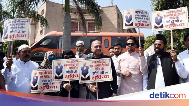 Parlemen India Loloskan RUU Kontroversial soal Tanah Wakaf Muslim