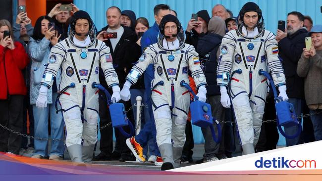 3 Astronaut-Kosmonaut Akan Meluncur ke ISS Pakai Soyuz MS-27