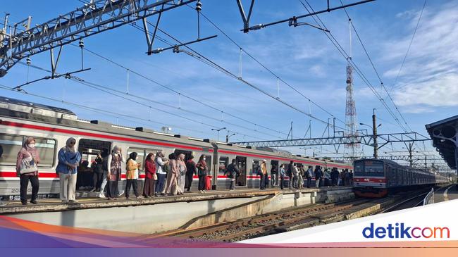 Libur Lebaran Usai, Begini Penampakan Penumpang KRL di Stasiun Bogor