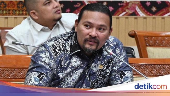 Legislator Dukung MoU Penyadapan Kejagung-4 Provider, tapi Harus Diawasi Ketat