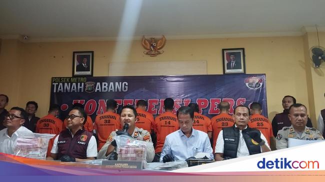 Karyawan Garuda Indonesia Tersangka Sindikat Uang Palsu Berstatus Nonaktif
