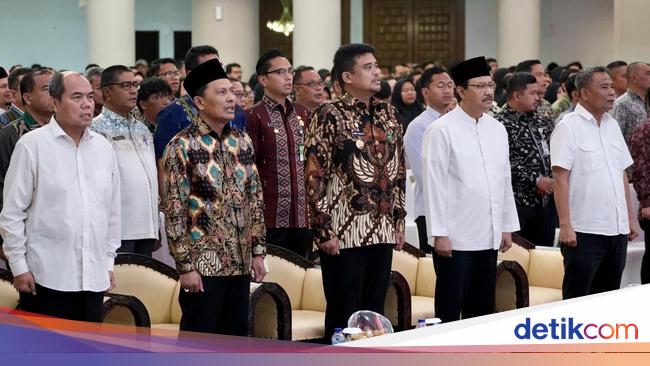 Mensos Ungkap Solusi Entaskan Kemiskinan Berbasis DTSEN dan Sekolah Rakyat