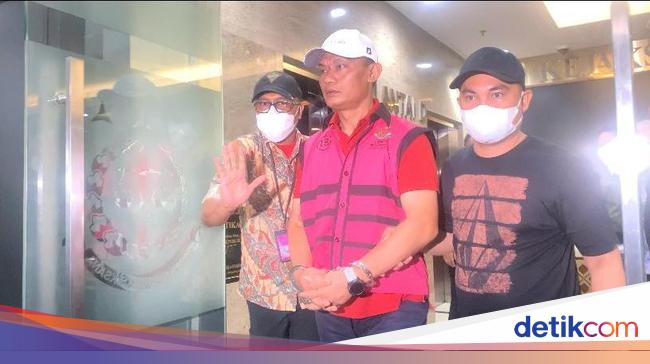 Duit USD hingga SGD Disita Jaksa dari Tas Hakim Tersangka Suap Rp 60 M