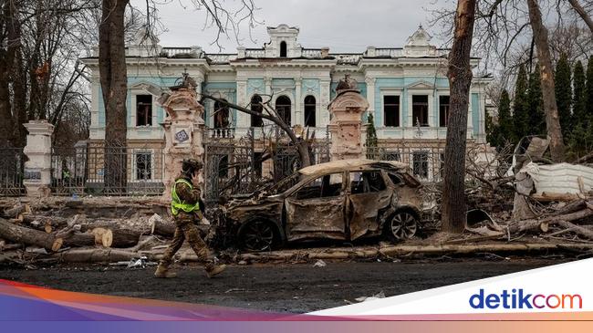 Calon Kanselir Jerman Sebut Serangan di Sumy 'Kejahatan Perang' Rusia