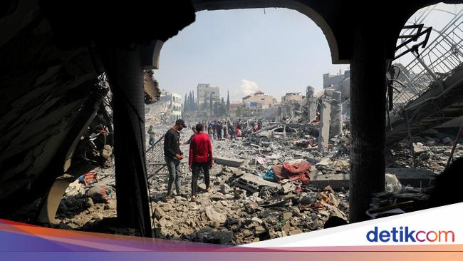 Israel Offers Second Ceasefire, Hamas Claims War End