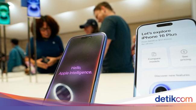 Ngebet Bikin Sendiri, Trump Bakal Berlakukan Tarif Cip Semikonduktor