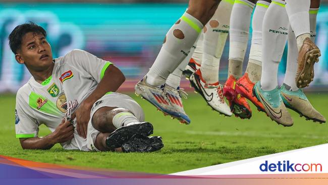 Sensasi Motret Pertandingan Sepakbola Pakai Canon EOS R1
