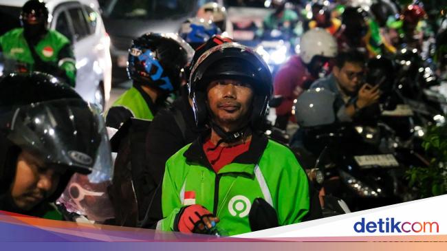 DPR Ingatkan soal Keamanan Data di Tengah Isu Merger Grab &amp; GoTo