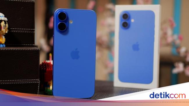 Unboxing iPhone 16 Plus Ultramarine, Warna Menggoda Harga Masih Ramah