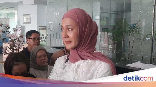 Paula Verhoeven Lapor ke Bawas MA Gegara Putusan Cerai Bocor