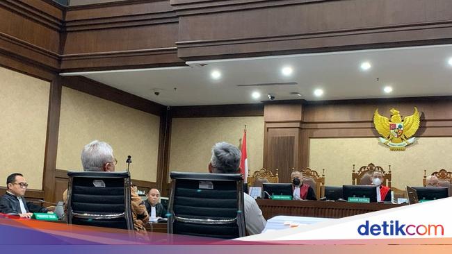 Jaksa Cecar Eks Komisioner KPU Ubah Keterangan soal Duit PAW Harun Masiku