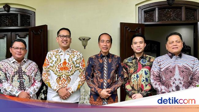 Jokowi's lawyer examines the legal stages related to the diploma: murder of character Jokowi's lawyer examines the legal stages related to the diploma: murder of character