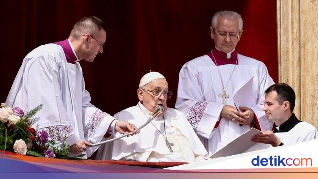 Paus Minta Dimakamkan di Luar Vatikan, Jadi yang Pertama dalam 1 Abad
