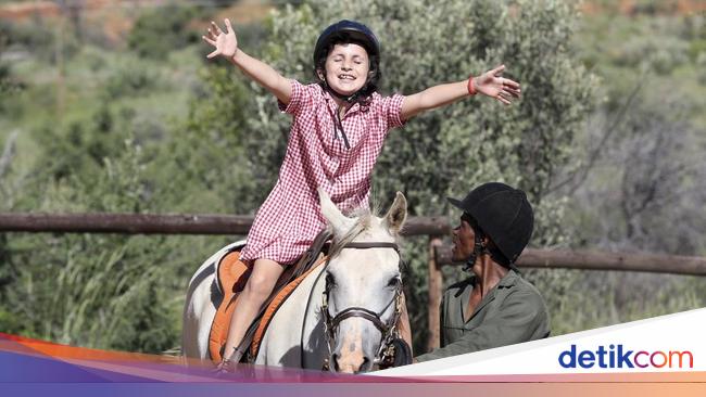 Saat Kuda Menjadi Sahabat Anak-anak Berkebutuhan Khusus