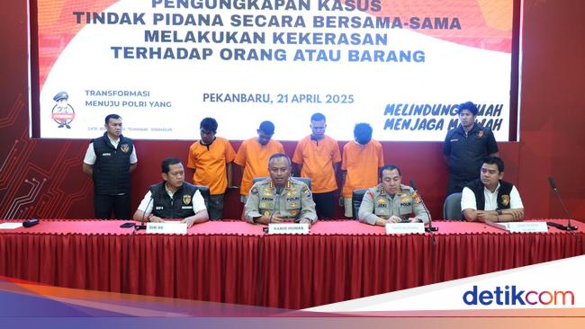 Kronologi Debt Collector Keroyok hingga Korban Masuk Halaman Polsek di Riau