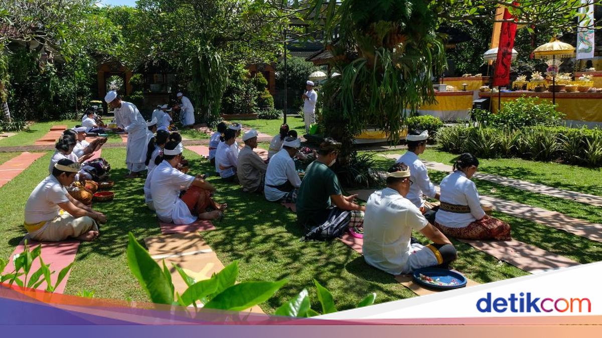 50 Ucapan Hari Raya Galungan dan Kuningan 2025 Beserta Link Posternya