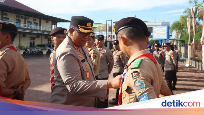 Lepas Kontingen dari Dumai, Kapolres Tekankan Peran Pramuka di Jambore Karhutla