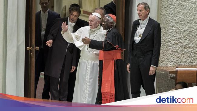 Menghitung Potensi Paus Pertama Asal Afrika