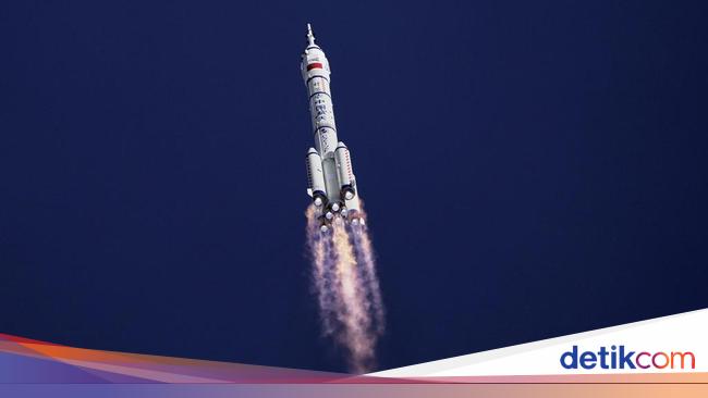 Shenzhou-20 Meluncur, China Lanjutkan Misi Antariksa