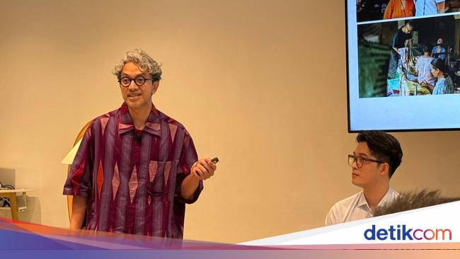 Cerita Didiet Maulana Hijrah dari Buku ke iPad untuk Proses Kreatifnya