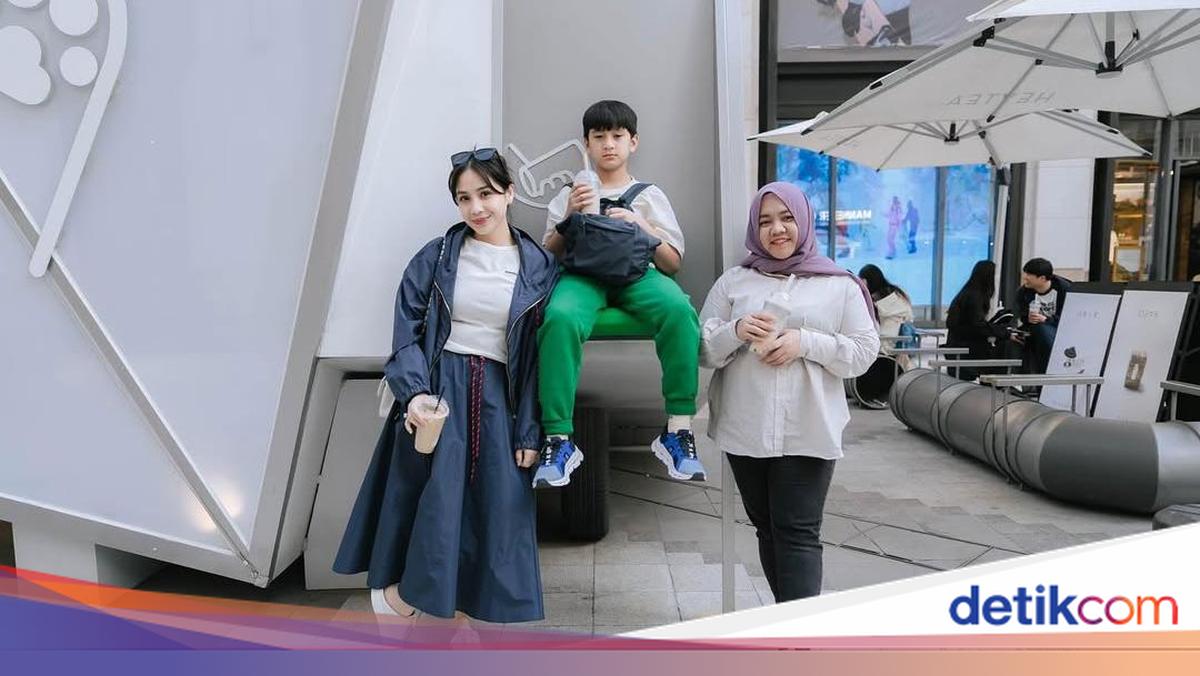 Nagita Slavina Susah Mandi-Main HP Terus, Rafathar Ngadu ke KDM