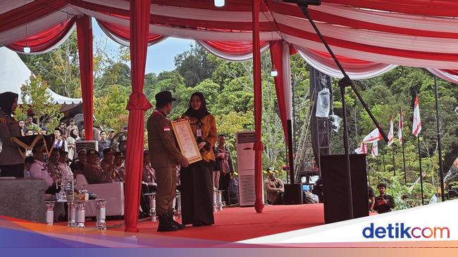 Kapolda dan Gubernur Riau Patenkan Hak Cipta Booklet 'Jambore Karhutla'