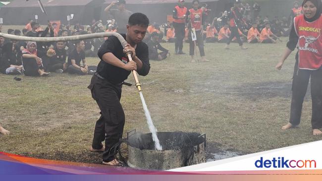 Serunya Fun Games Simulasi Kebakaran Hutan di Jambore Karhutla Riau