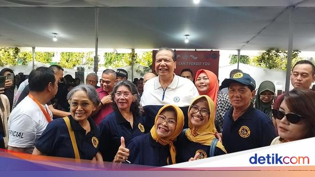 CT Hadiri Reuni Akbar 'Bahagianya Kita 11' SMAN 1 Jakarta