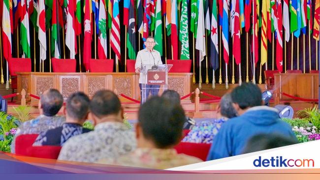 Menbud Bicara Pelestarian Warisan Budaya sebagai Penghubung antar Generasi