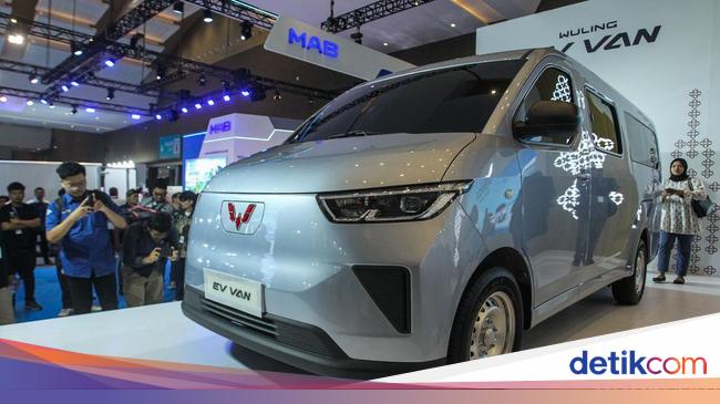Wuling EV Van Spek Gahar Pintu Geser