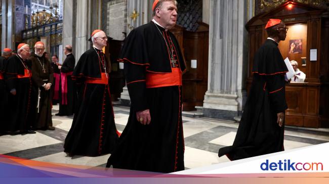 Dunia Hari Ini: Tanggal Konklaf untuk Memilih Paus Baru Sudah Ditetapkan