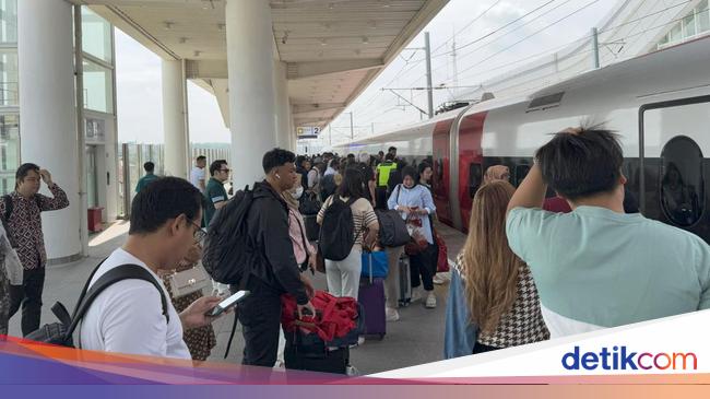 Penumpang Kereta Cepat Tembus 9 Juta!