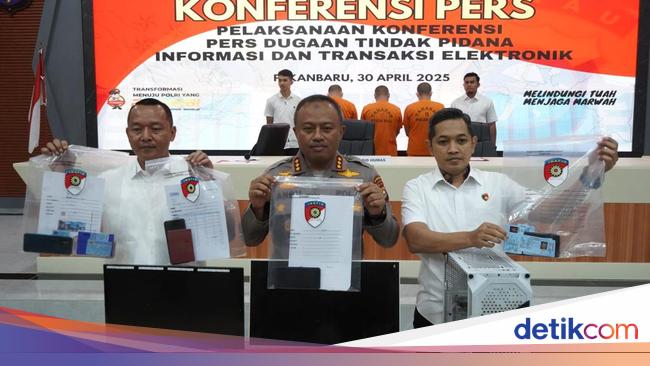 Biro Jasa Pemalsu KTP di Riau Dibongkar Polisi, Libatkan Honorer Dukcapil