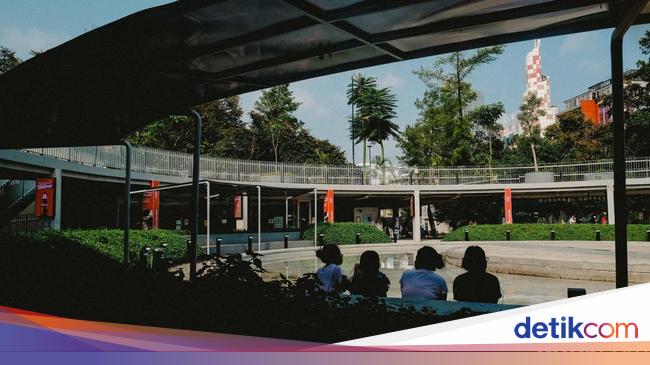 5 Taman di Jakarta yang Kini Buka 24 Jam