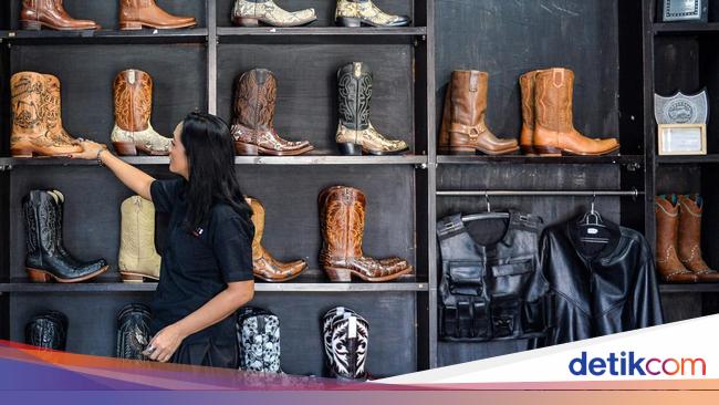 Sepatu Kulit Buatan Bandung Ini Laris di Mancanegara