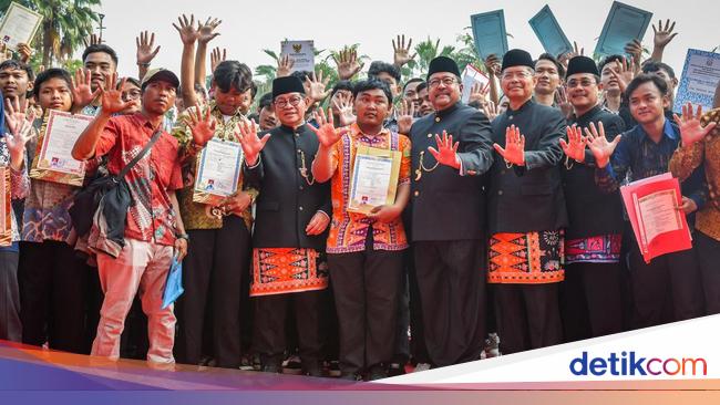 Pemutihan Ijazah, Asa untuk Anak Jakarta Raih Cita-cita