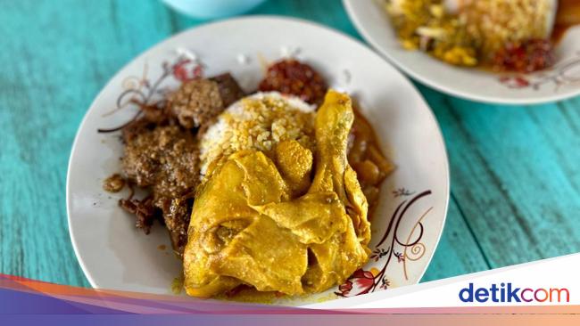 Gudeg Koyor Yu Par: Sedep Miroso! Gudeg Jogja Topping Koyor dan Opor Ayam
