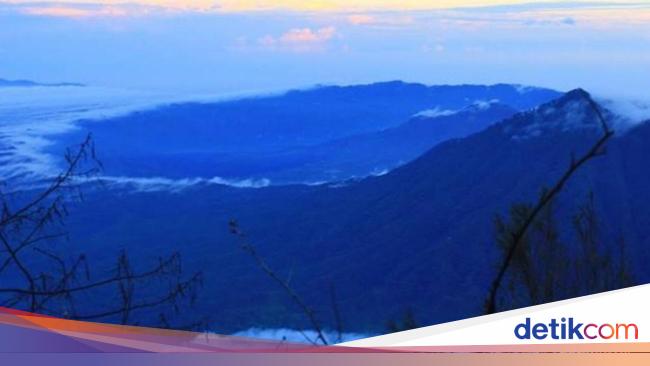 Cerita Mendaki Gunung Agung di Bali yang Penuh Filosofi dan Mitos