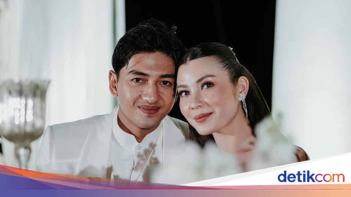 Harris Vriza dan Haviza Devi Anjani Makin Romantis Usai Menikah