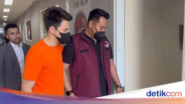 Polisi Kebut Berkas Perkara Jonathan Frizzy di Kasus Vape Obat Keras